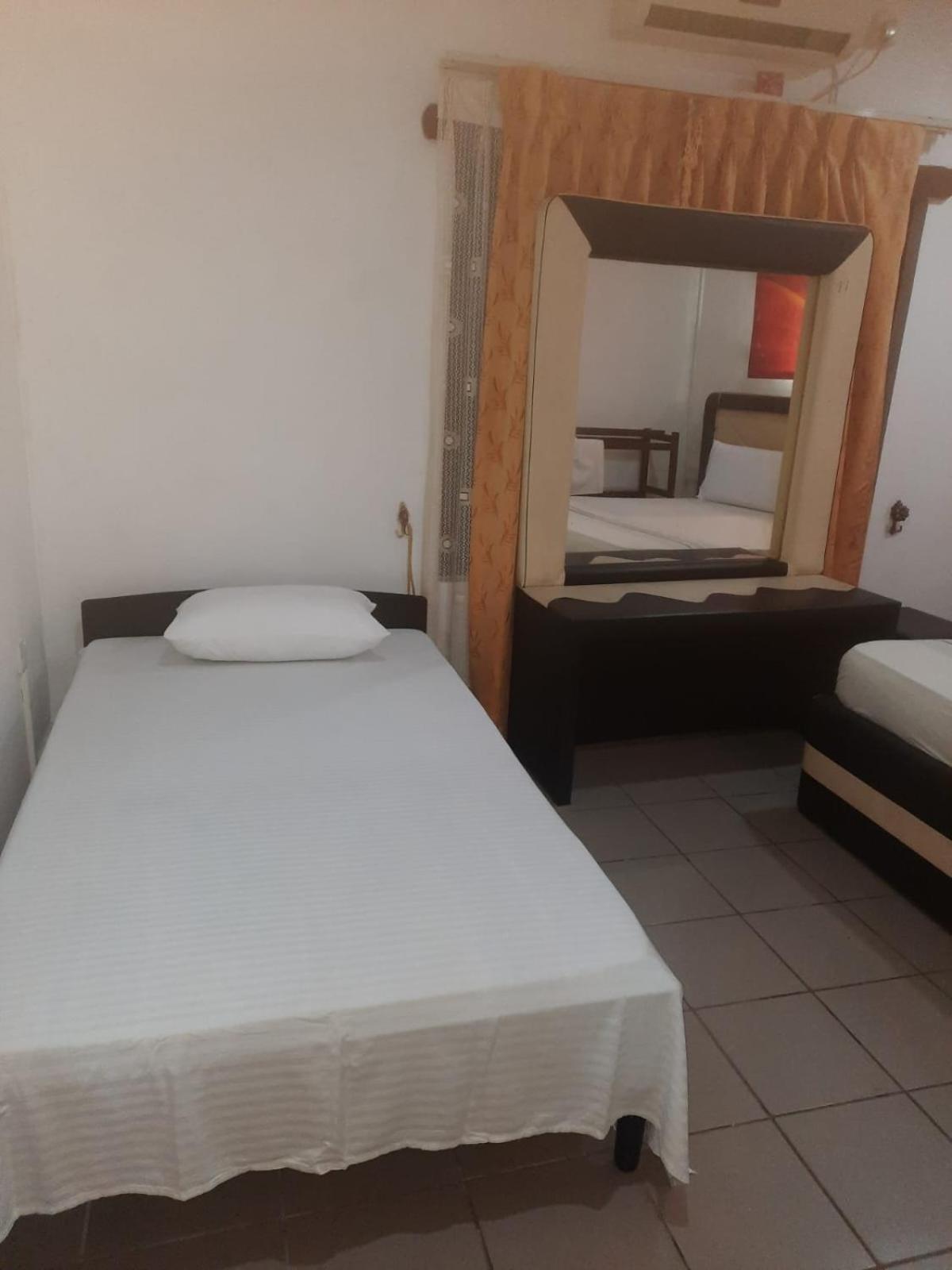 Panorama Rest Hotel Анурадхапура Екстериор снимка